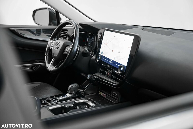 Lexus Seria NX